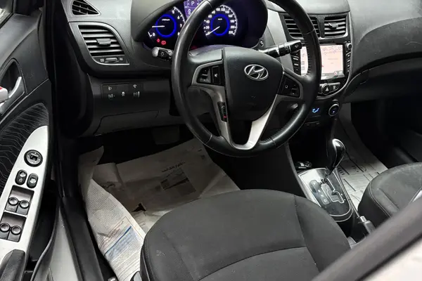 هیوندای، اکسنت (مونتاژ)