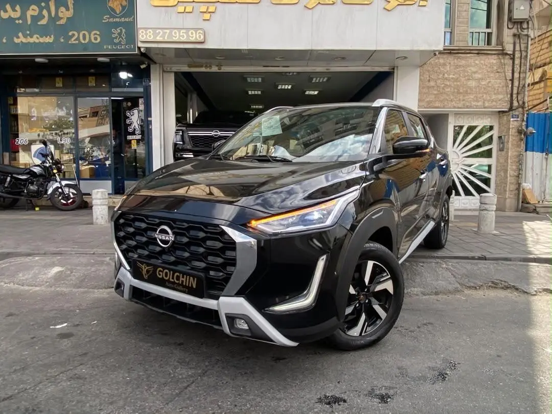 نیسان،  مگنایت