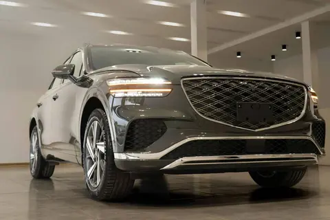 جنسیس، GV70