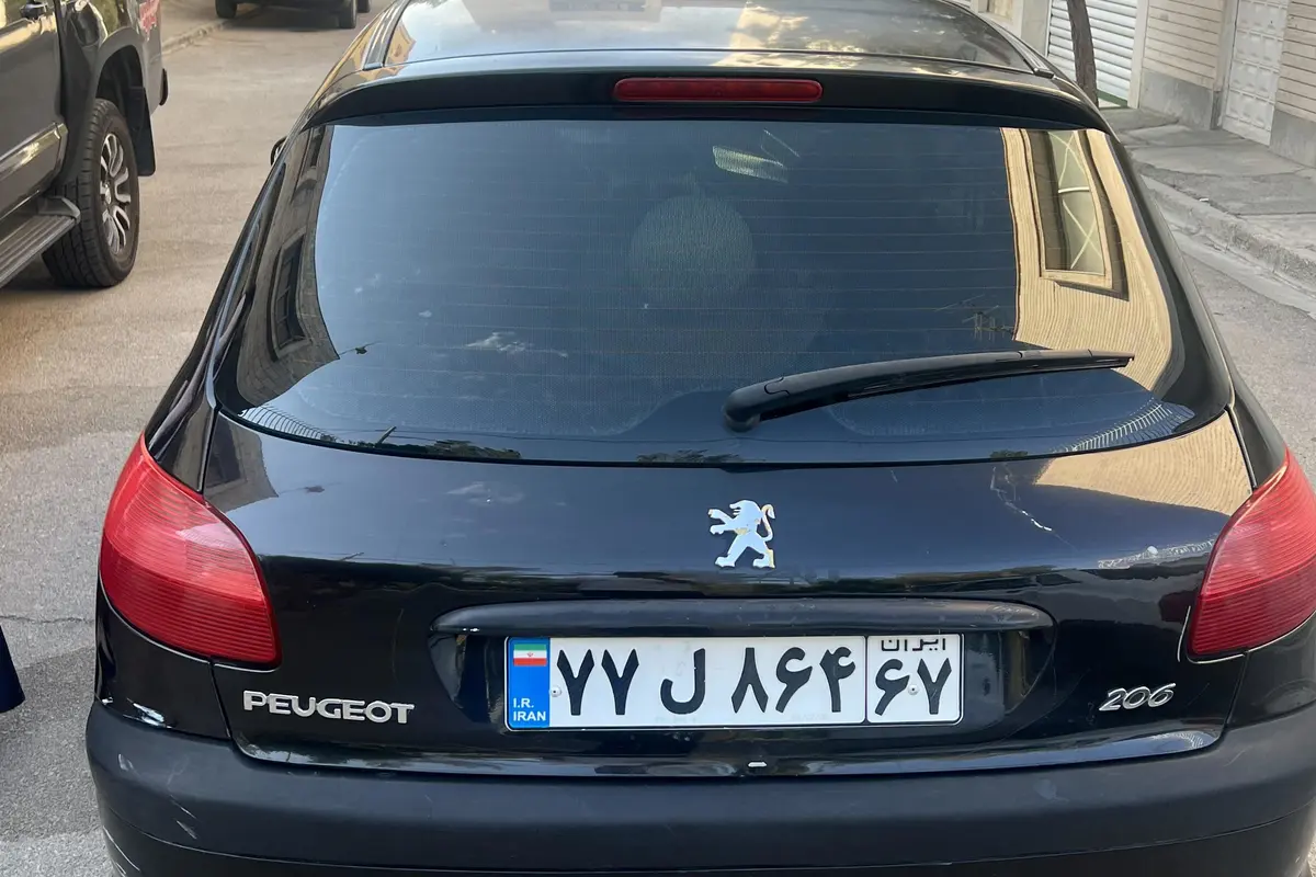 پژو،  206