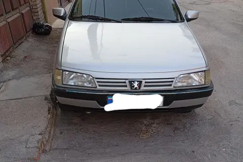 پژو، 405