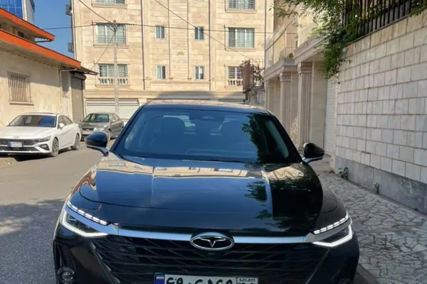 فونیکس  آریزو 8 (Z8)