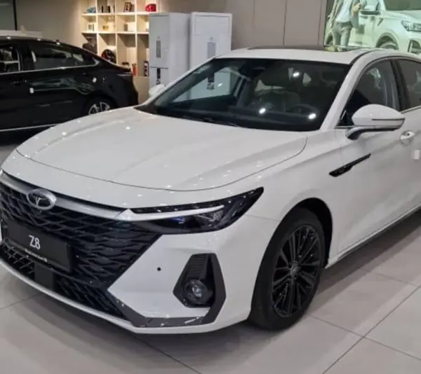 فونیکس  آریزو 8 (Z8)