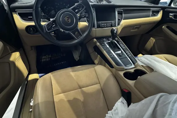 پورشه، ماکان