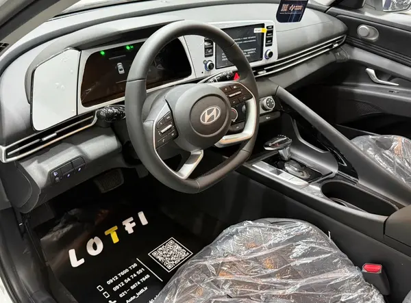 هیوندای، النترا