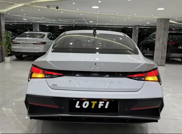 هیوندای، النترا