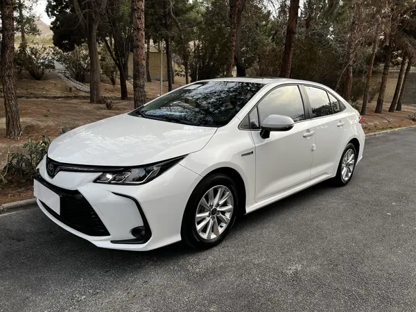 تویوتا، کرولا هیبرید