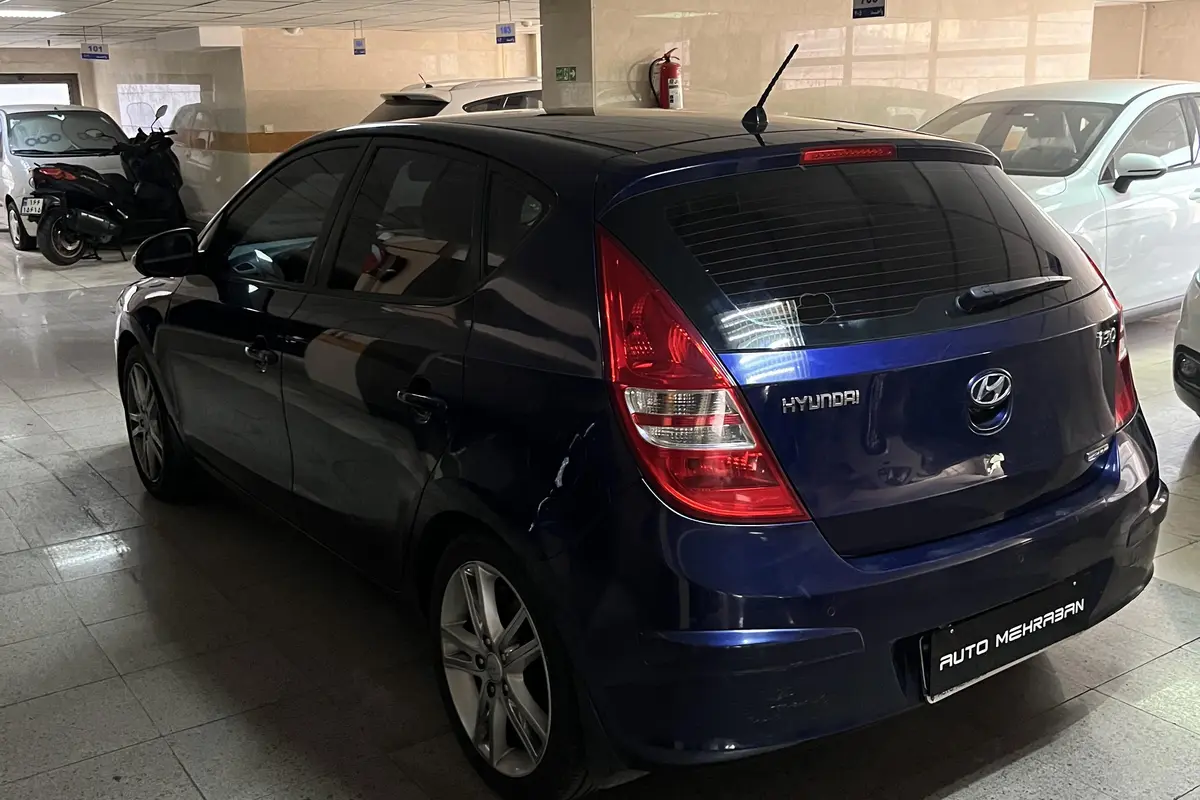 هیوندای،  i30