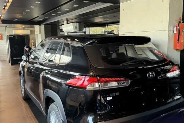 تویوتا، کرولا کراس هیبرید