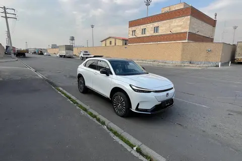 هوندا، eNS1