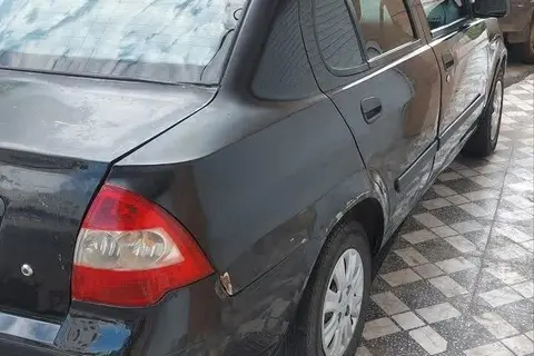 تیبا، صندوق دار