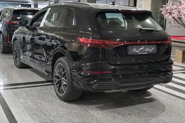آئودی  Q5 e-tron