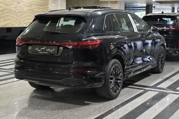 آئودی  Q5 e-tron
