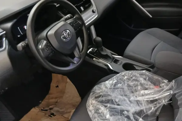 تویوتا، کرولا کراس هیبرید