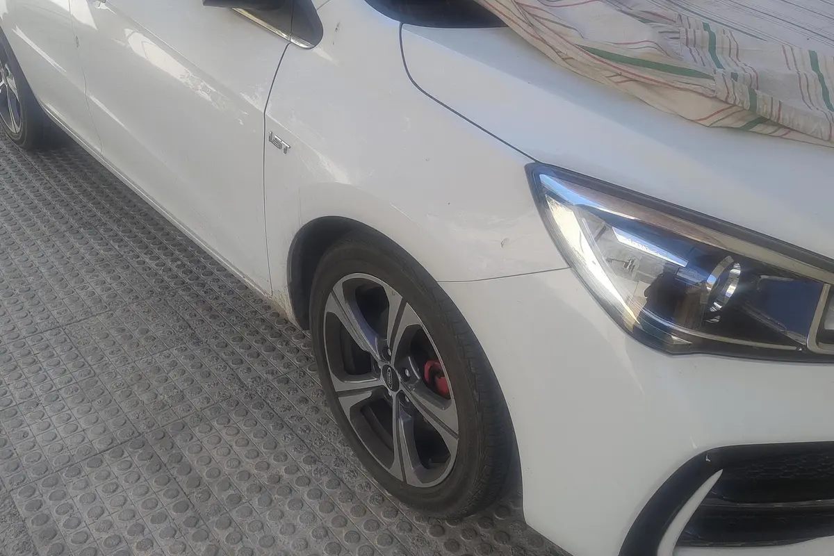 ام وی ام،  M5 پرو