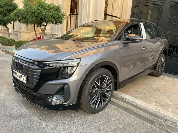 آئودی  Q5 e-tron