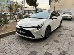 تویوتا، لوین هیبرید