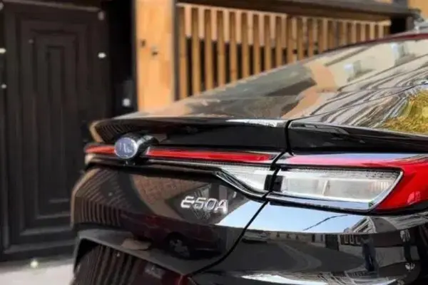 کی ام سی، eJ7