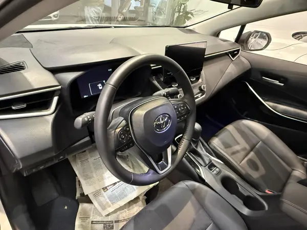 تویوتا، کرولا هیبرید