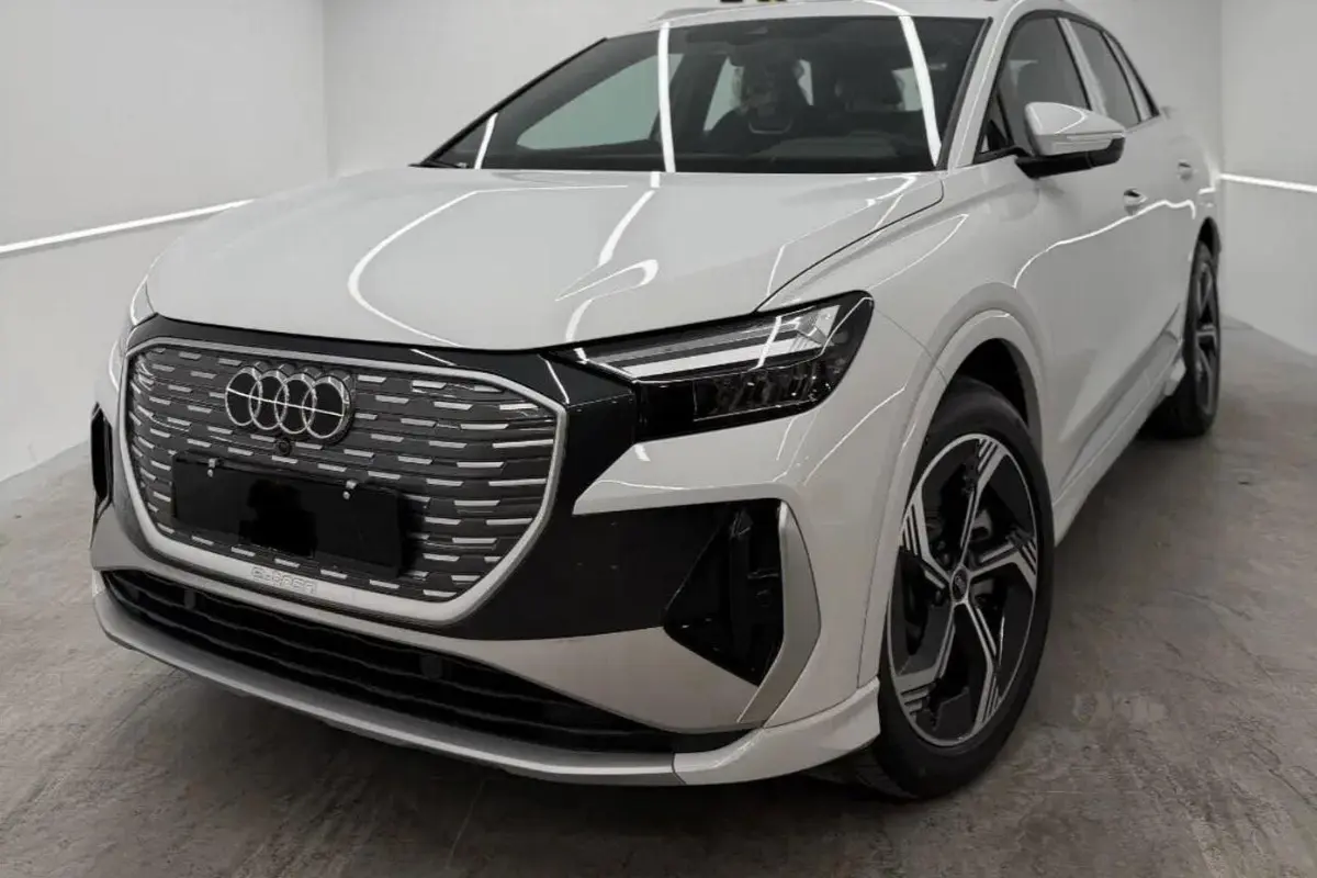 آئودی،  Q4 e-tron