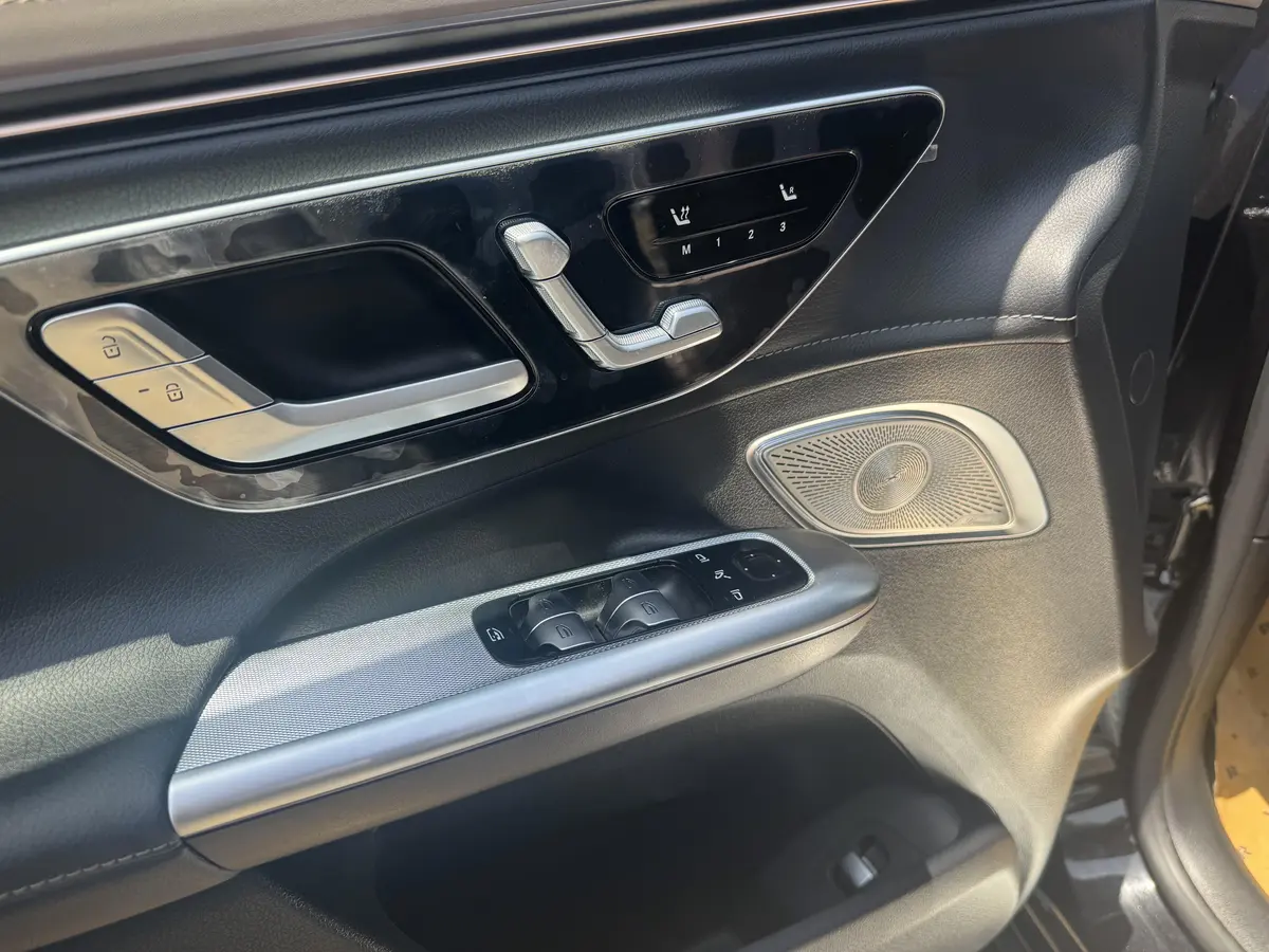 بنز،  EQE SUV