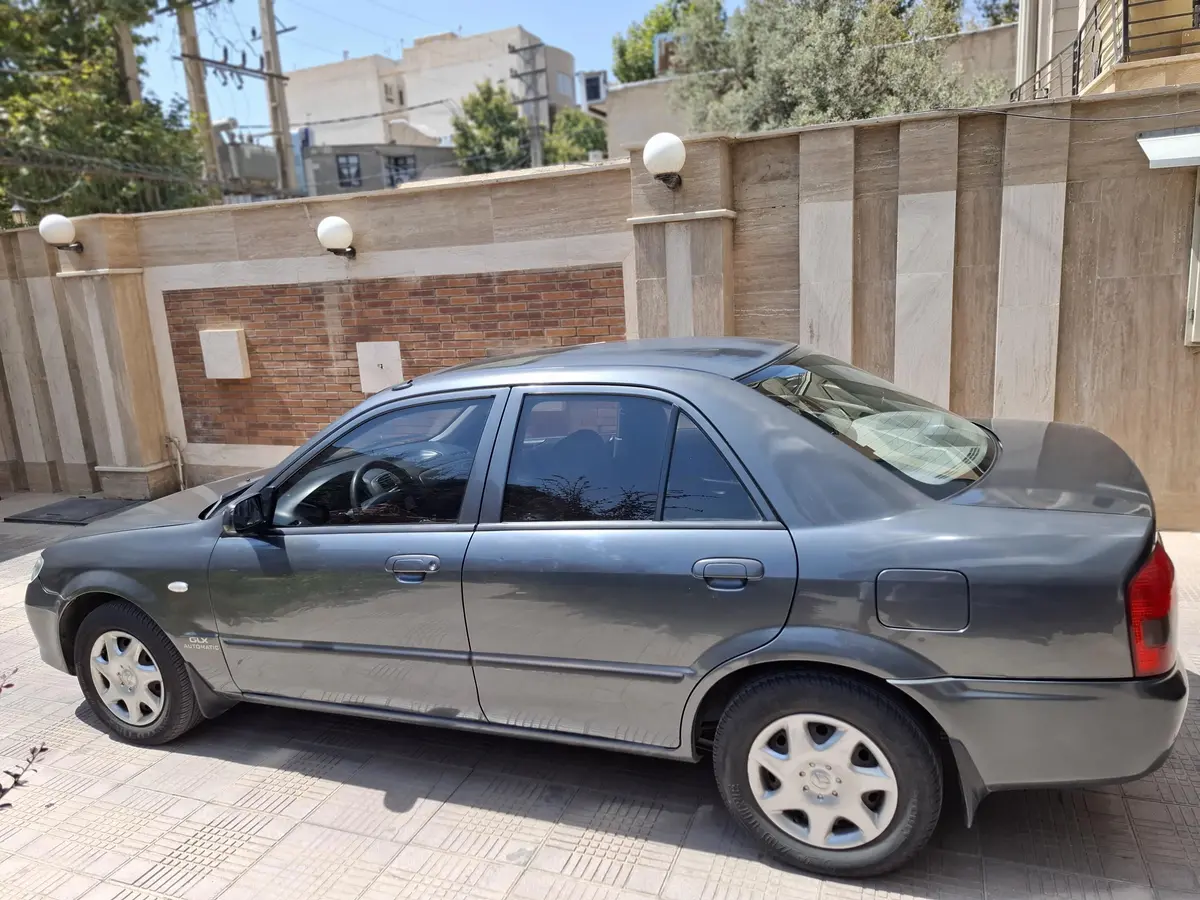 مزدا،  323