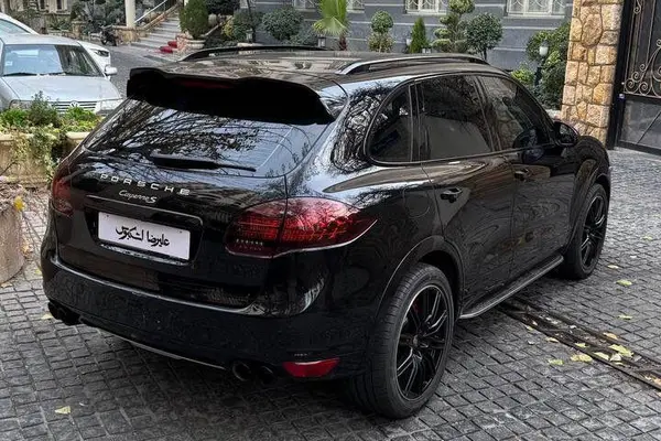 پورشه، کاین