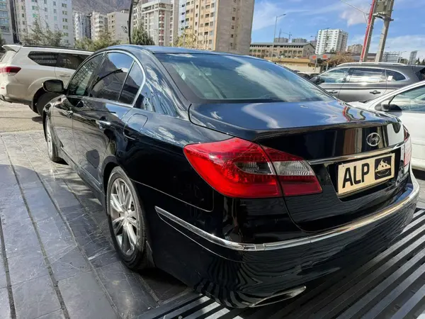 هیوندای، جنسیس