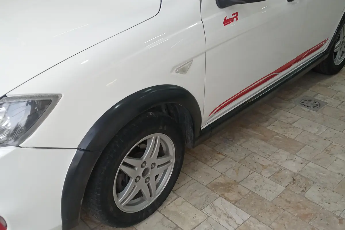 کوییک،  دنده ای R