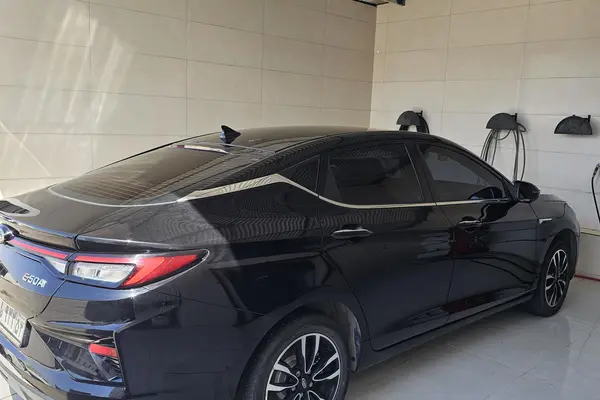 کی ام سی  eJ7