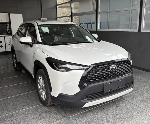 تویوتا، کرولا کراس هیبرید