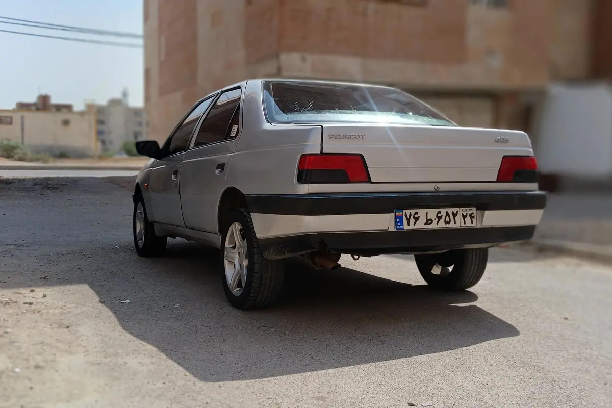 پژو،  405