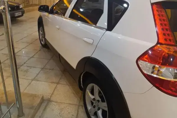 دانگ فنگ، H30 کراس