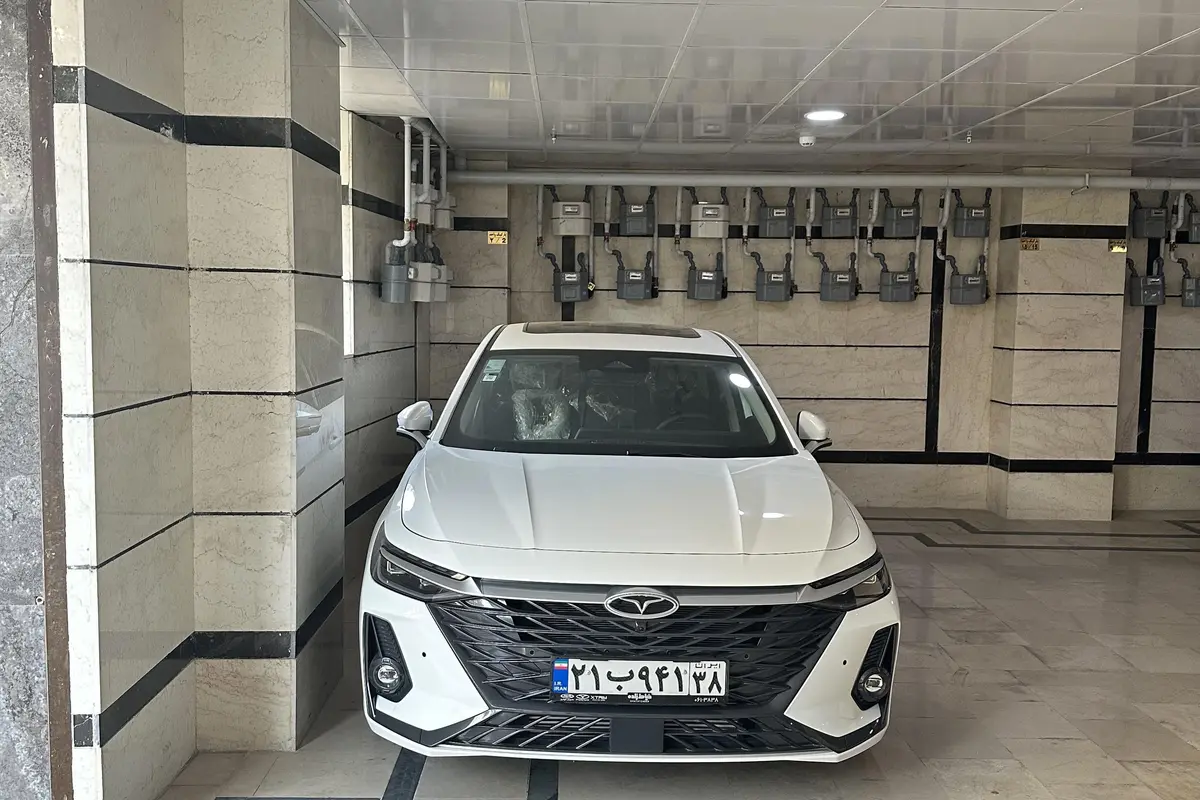فونیکس،  آریزو 8 (Z8)