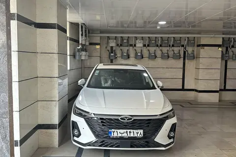 فونیکس، آریزو 8 (Z8)