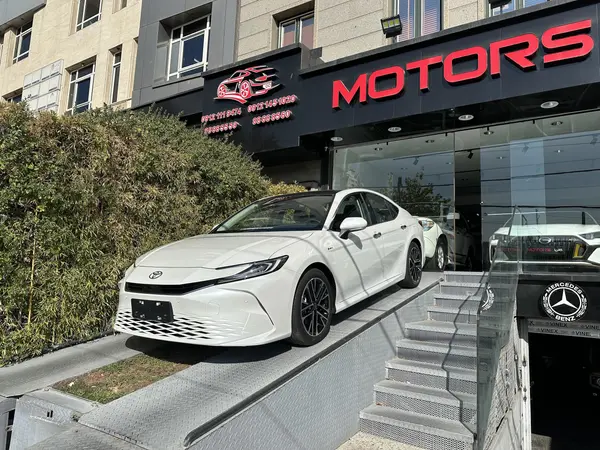 تویوتا، کمری هیبرید