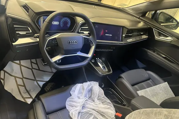 آئودی، Q4 e-tron