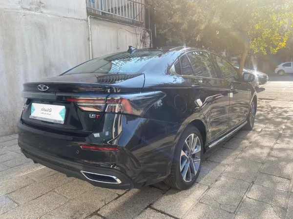 فونیکس، آریزو 6 پرو