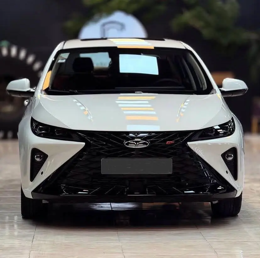فونیکس،  آریزو 6 جی تی (Z6 GT)