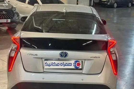 تویوتا  پریوس