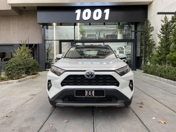 تویوتا، راوفور هیبرید