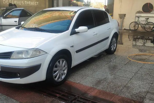 رنو، مگان (مونتاژ)