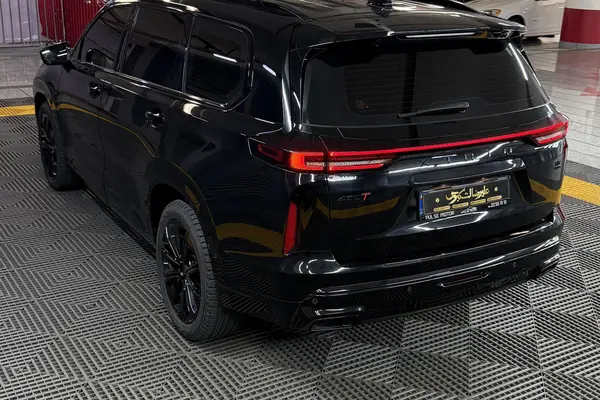 اکستریم، VX (QX)