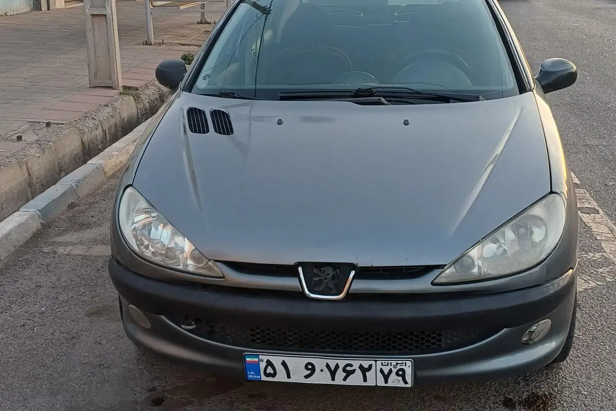 پژو،  206