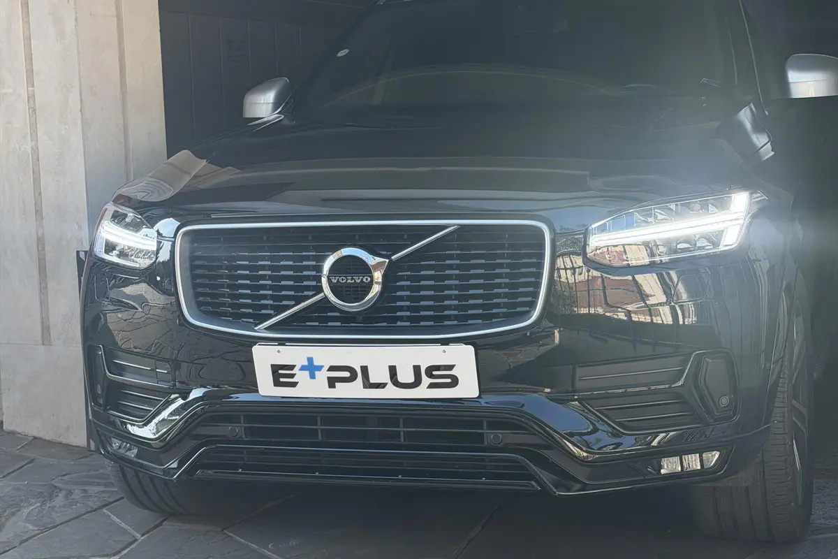 ولوو  XC90