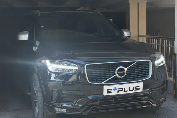 ولوو  XC90
