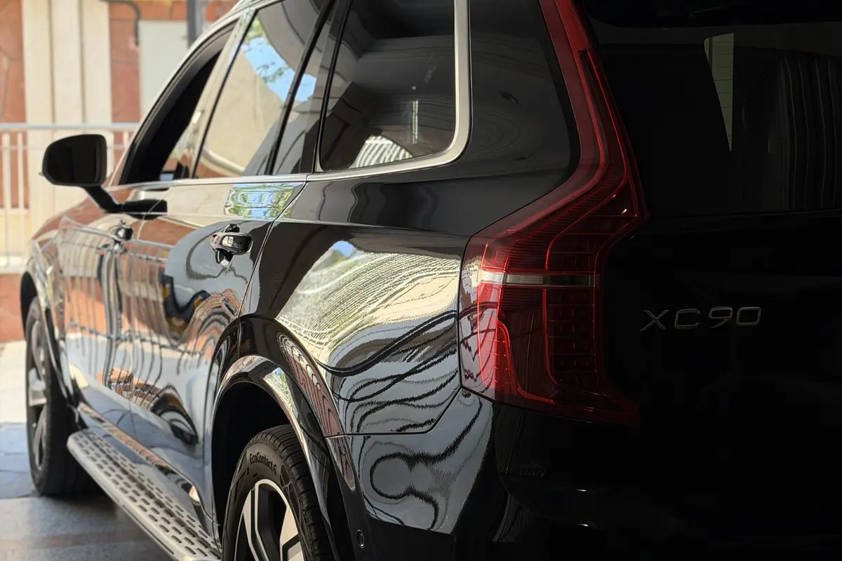 ولوو  XC90