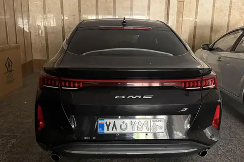کی ام سی، J7