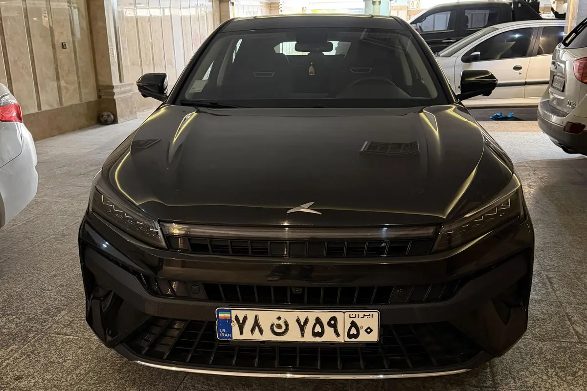 کی ام سی،  J7