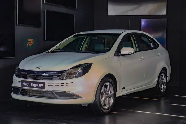 کی ام سی، ایگل